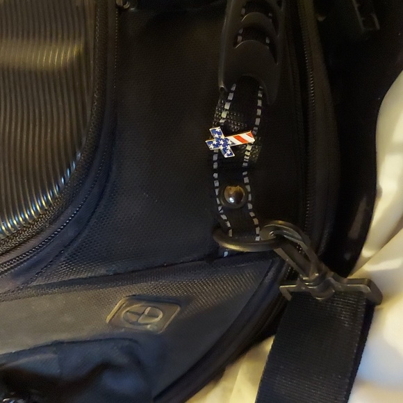 Nelson-Rigg CL-1060 Commuter Motorcycle Tail Bag - Picture 3 of 7